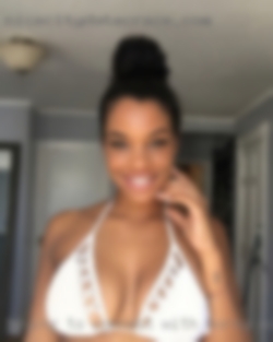 Trying with horny woman in Toronto to connect and meet new people.